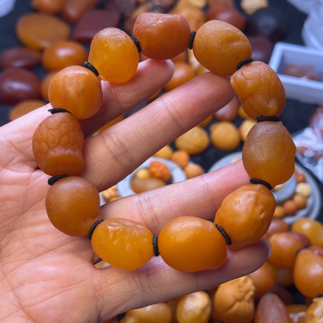 琥珀裸石未镶嵌天然蜜蜡手串