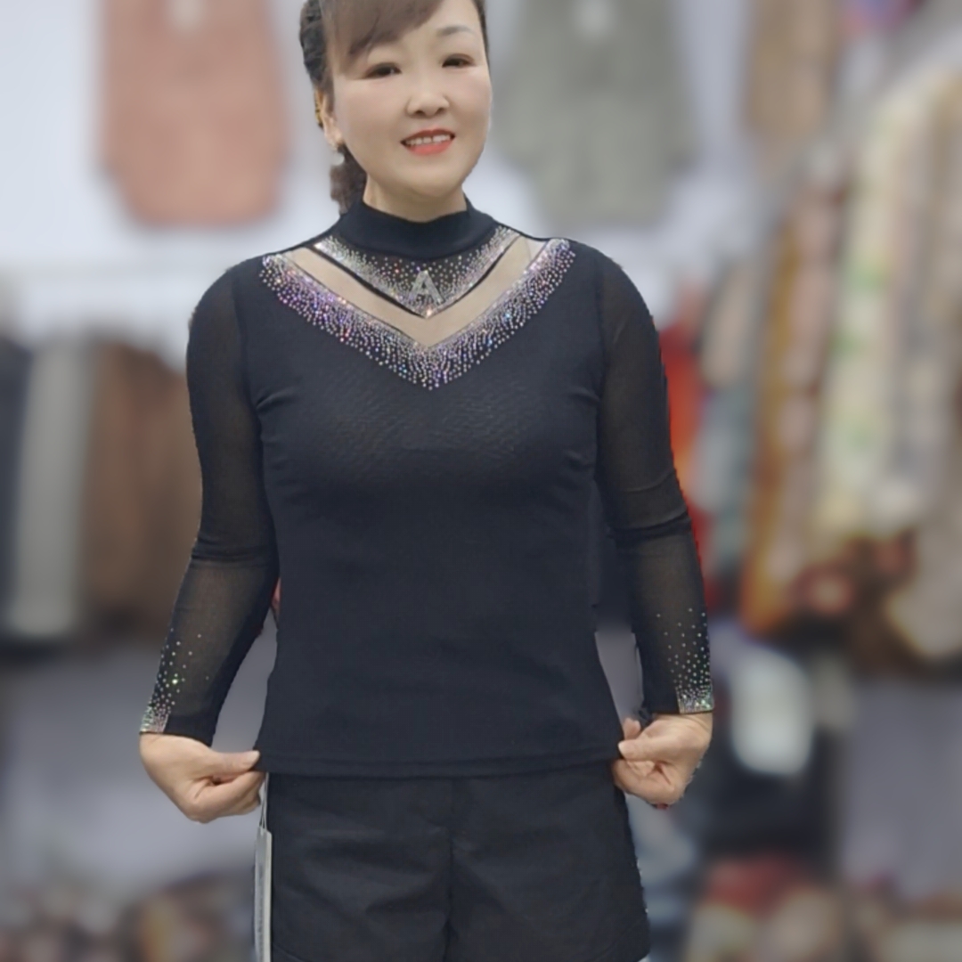 鑫旺商贸秋冬季新款网上打底衫长袖T恤衫蕾丝时尚百搭女士紧身