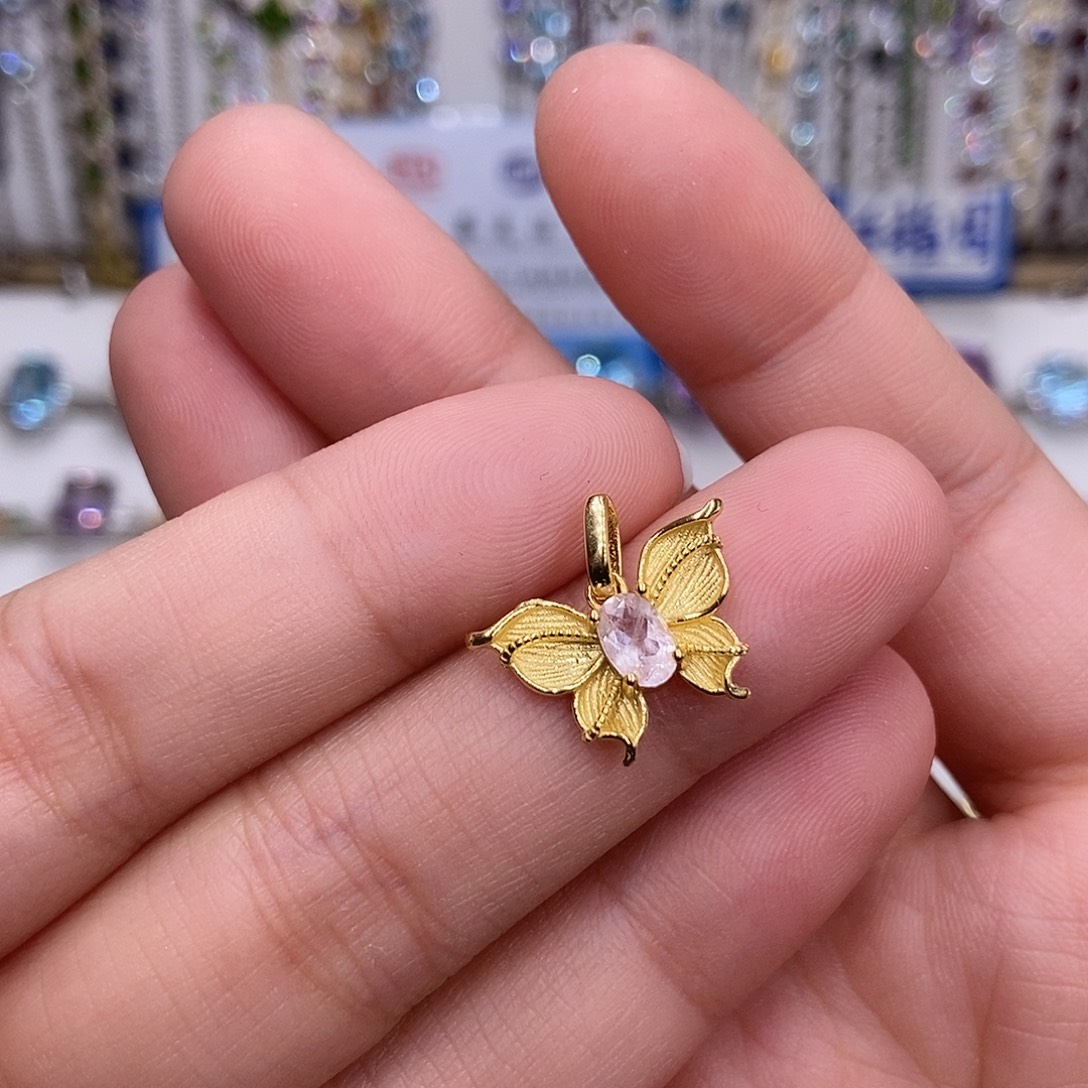 银S925镶嵌水晶颈饰