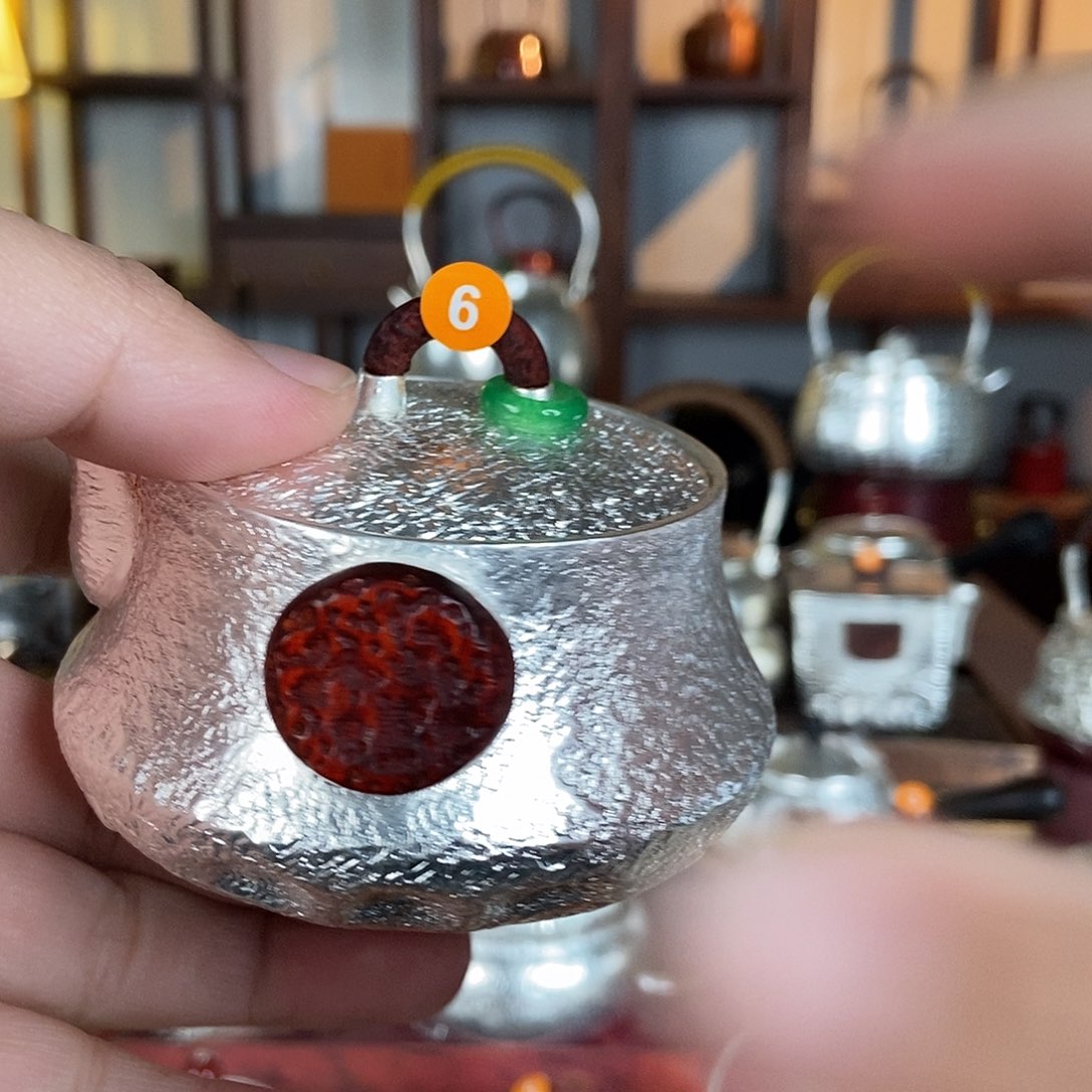 如***界纯手工制作一铜壶制作