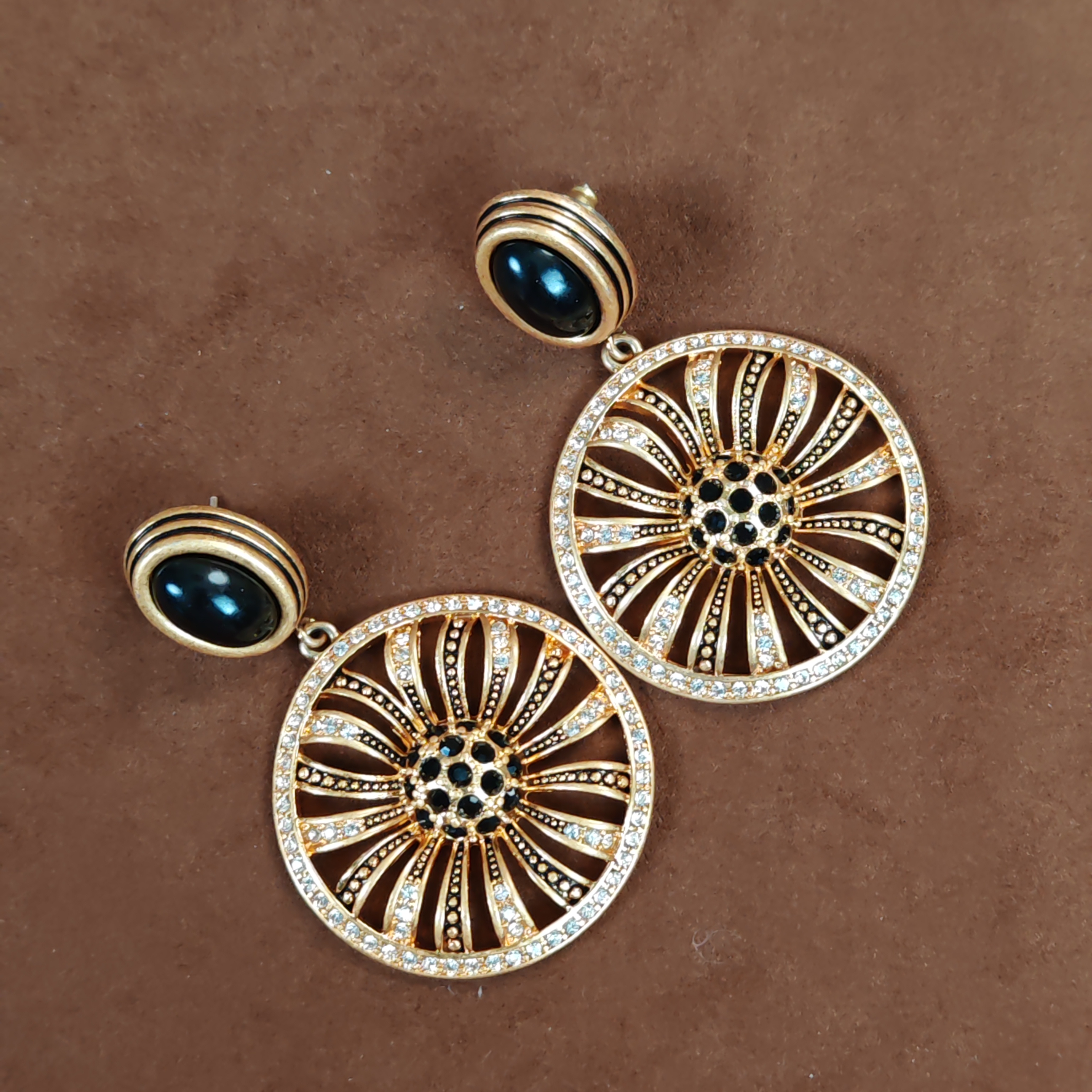 铜合金耳饰 中古耳饰夸张大耳钉女太阳花设计高级感