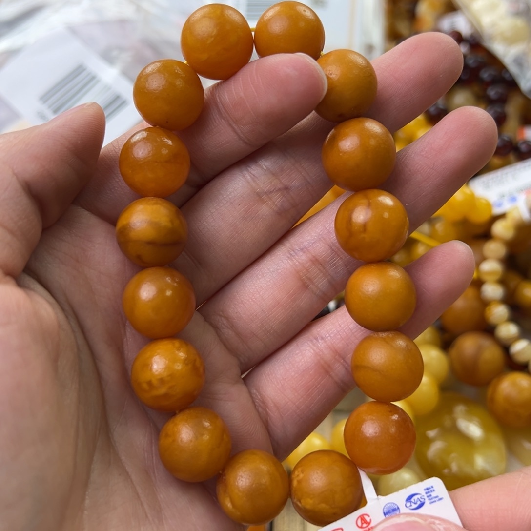 琥珀珠宝奇石未镶嵌