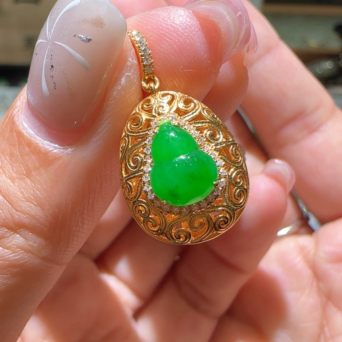 【闪购商品】翡翠颈饰18K金镶嵌缅甸