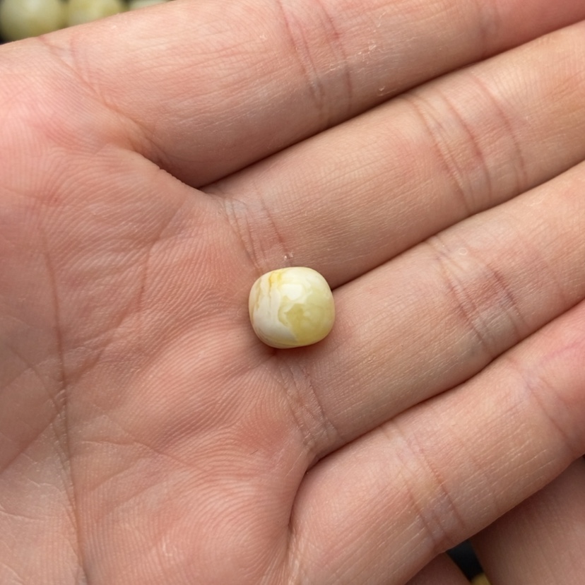 【闪购商品】琥珀珠宝奇石未镶嵌?*