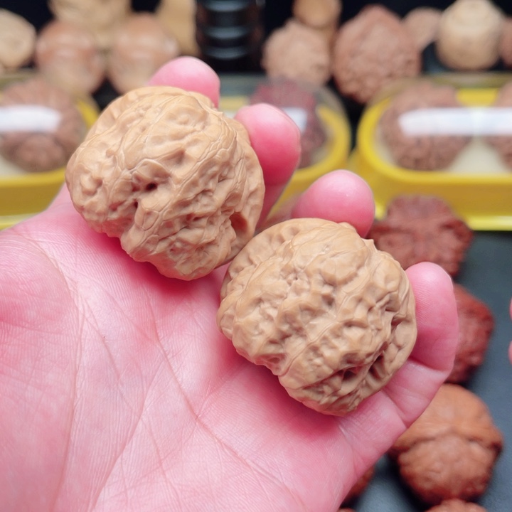 文玩核桃把件蛤蟆头39×41×31