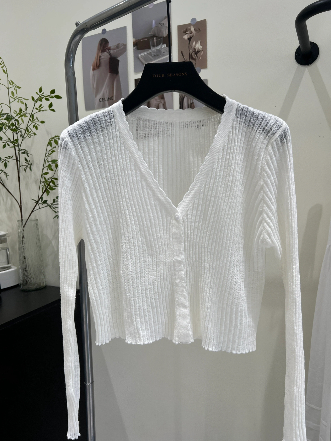 夏季短款针织冰丝防晒外搭开衫女外套配吊带裙子小外披空调衫