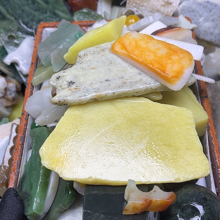 未镶嵌手镯和田玉一****嘿