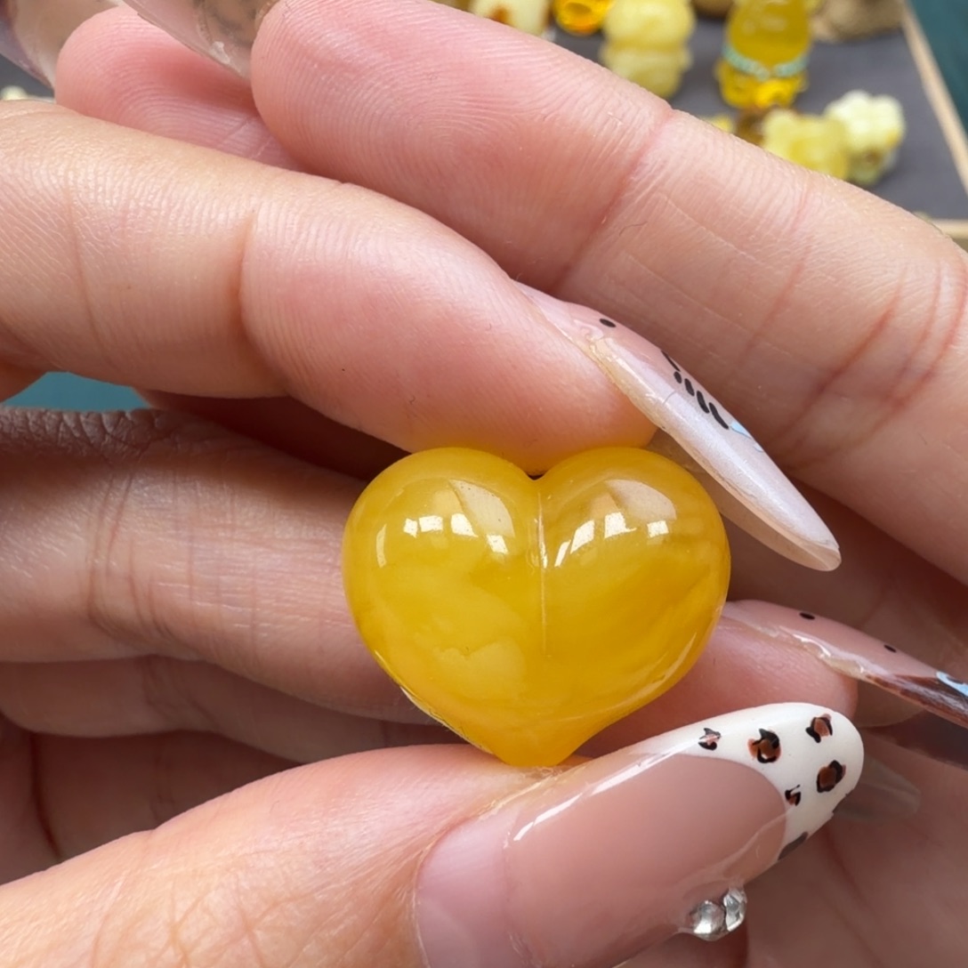 琥珀未镶嵌裸石蜜蜡