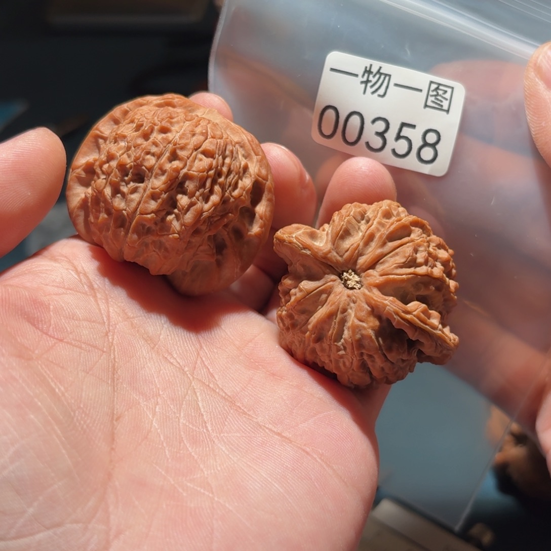 把件文玩核桃血麒麟