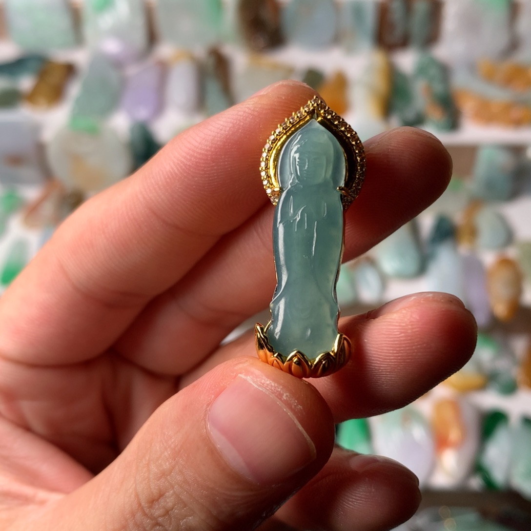 翡翠未镶嵌颈饰危地马拉翡翠，观音