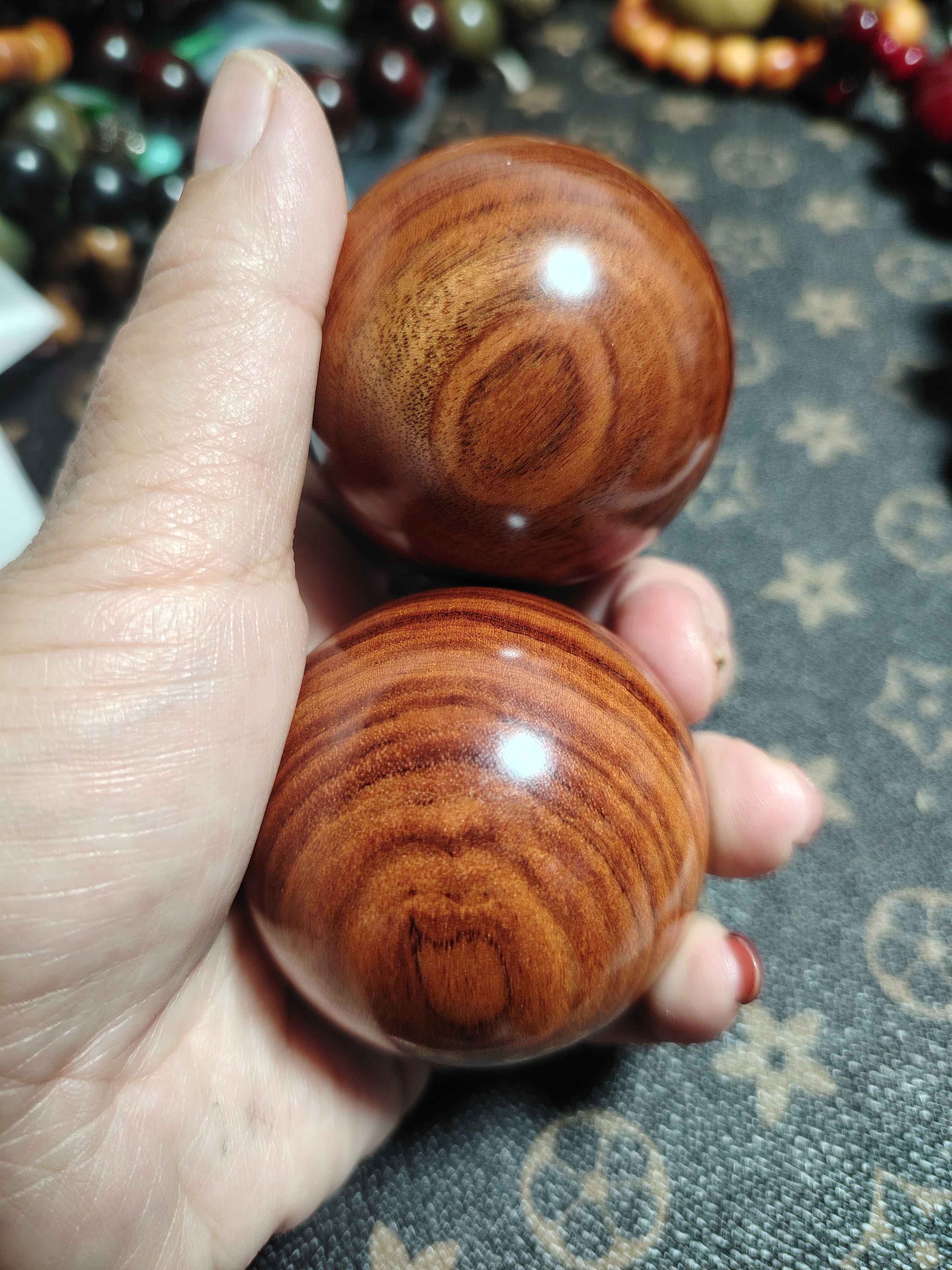 实心手握球中老年人康复训练保健把玩手球