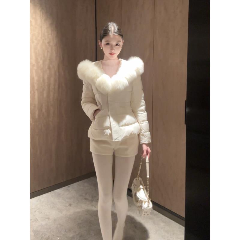 春日部【宅女日记】秋冬白鸭绒连帽羽绒服01432