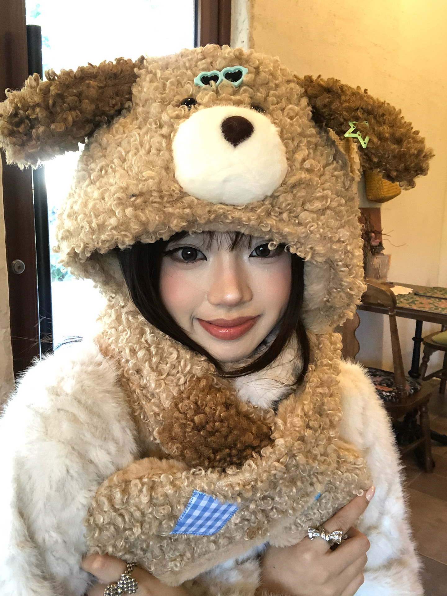 耳朵会动~萌系小狗毛绒帽子围巾一体女冬卡通可爱百搭保暖雷锋帽