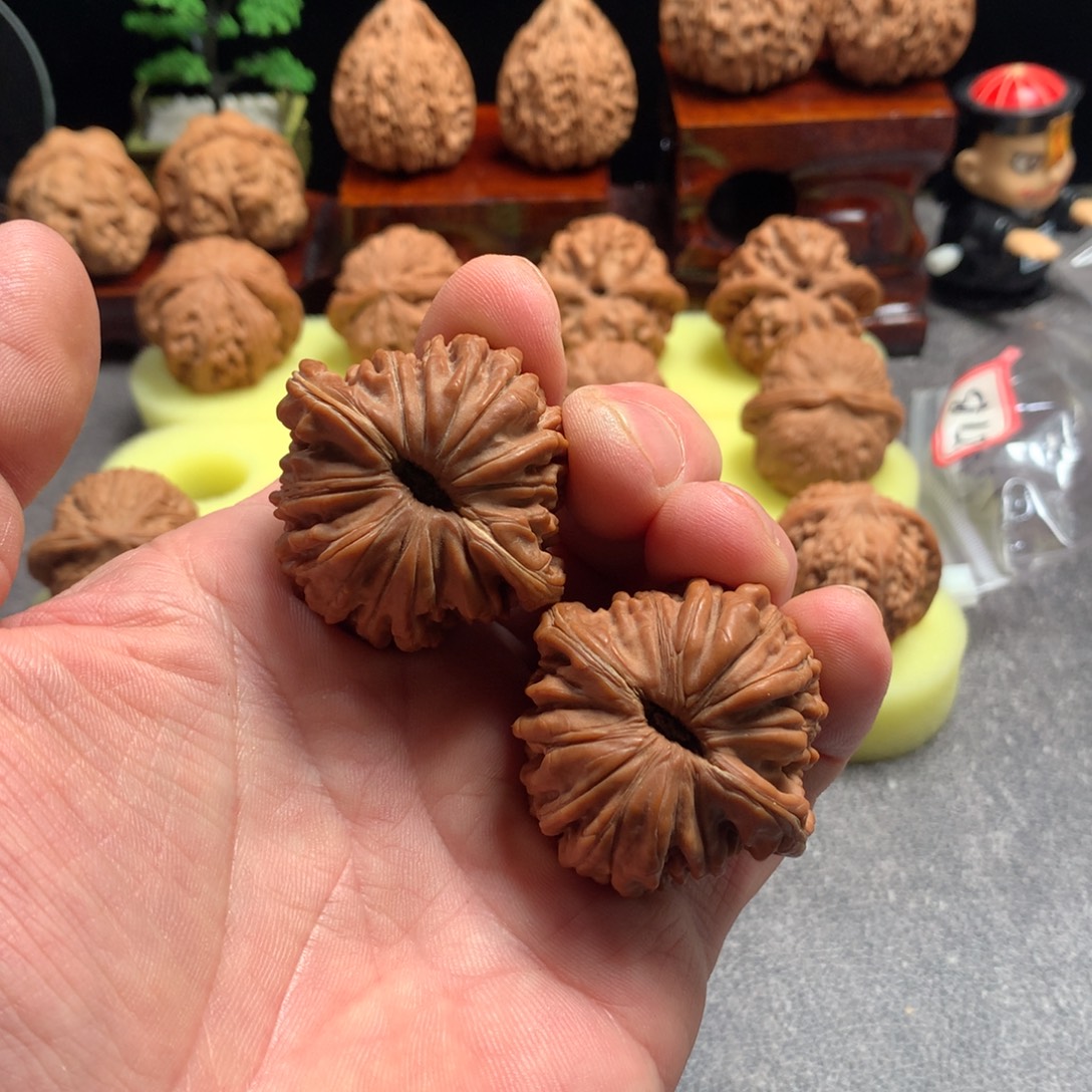 光***哥吊坠文玩核桃四座楼