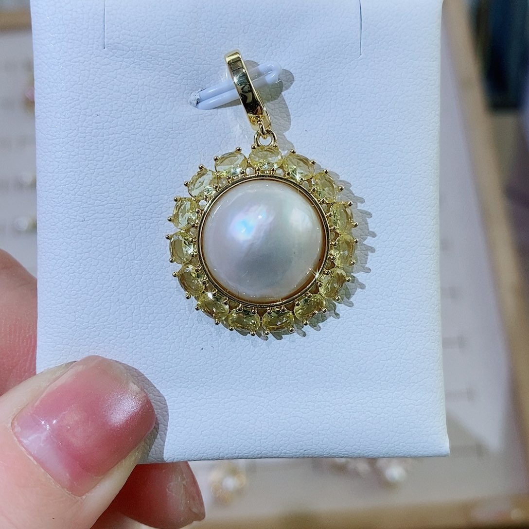 银S925镶嵌淡水珍珠耳饰