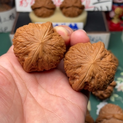 【闪购商品】文玩核桃吊坠40铁锤