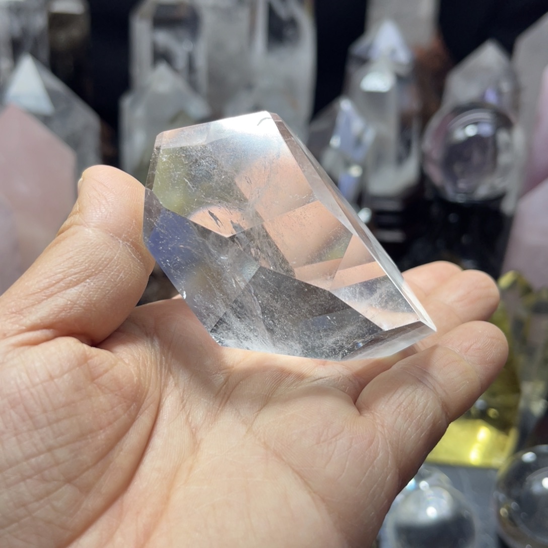 未镶嵌珠宝半成品水晶