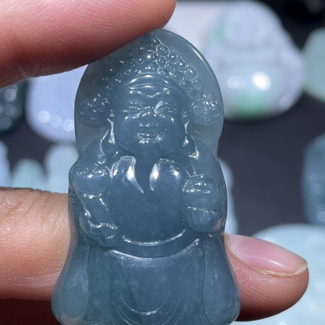 翡翠未镶嵌颈饰9999