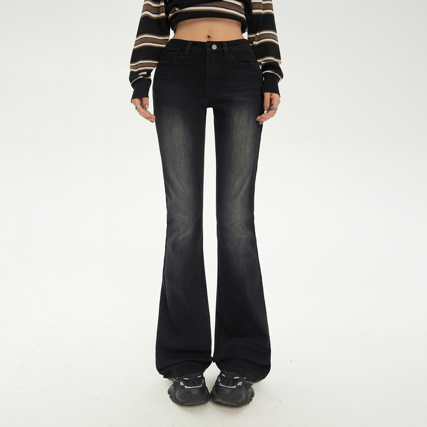 美式复古渐变辣妹喇叭裤垂感百搭秋冬新款修身显瘦弹力牛仔裤女