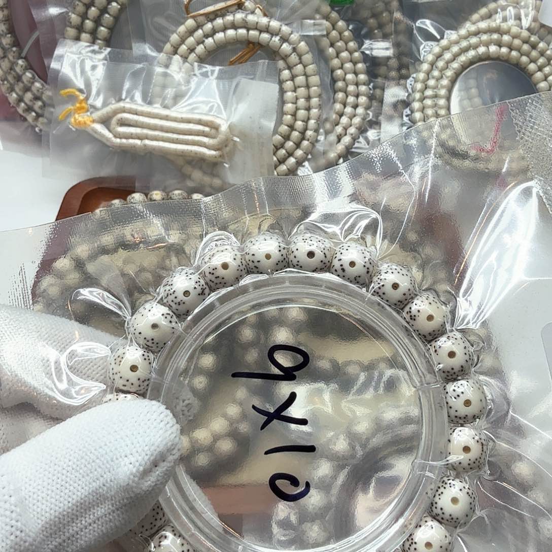 星月菩提吊坠7原白10左右