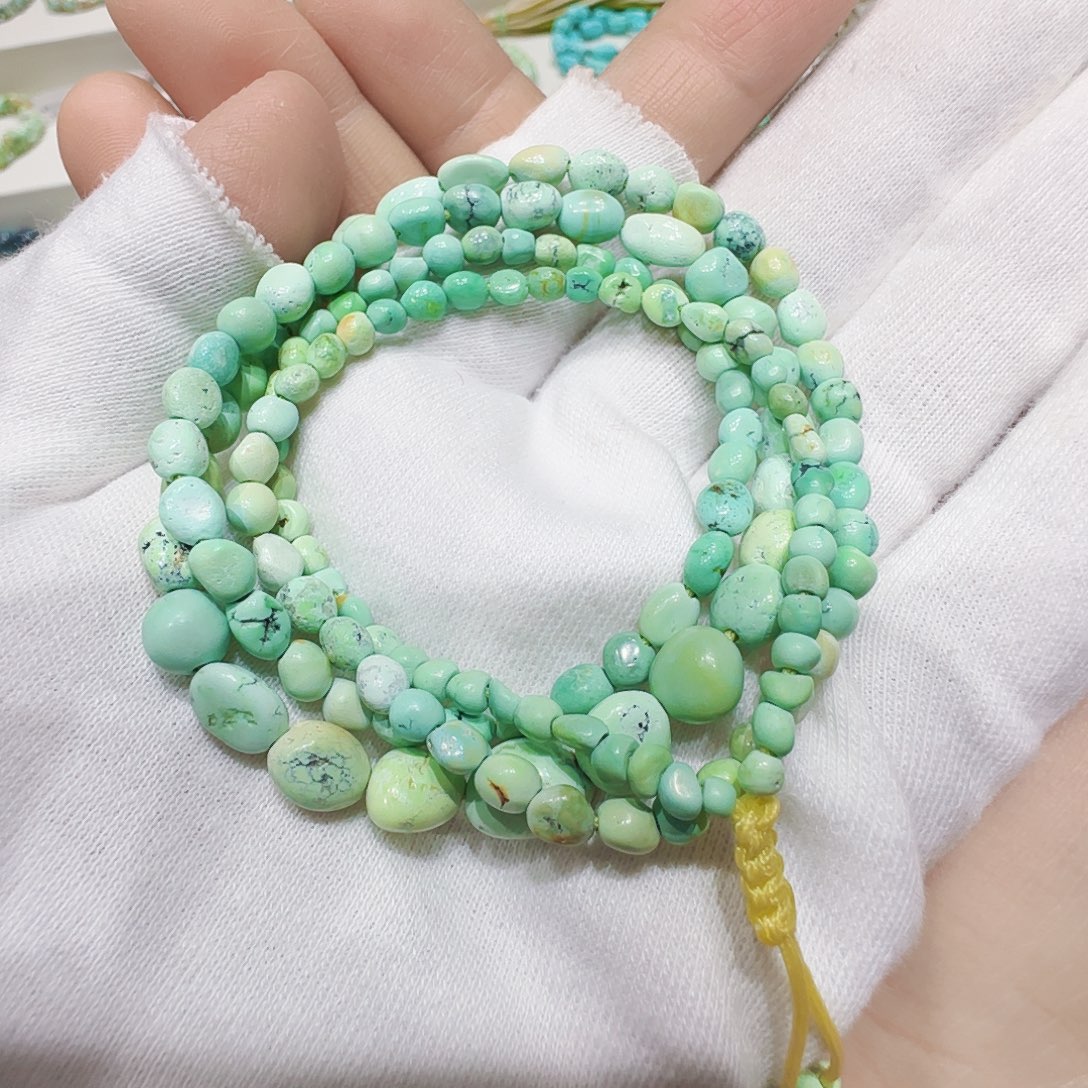 绿松石未镶嵌原矿绿松石