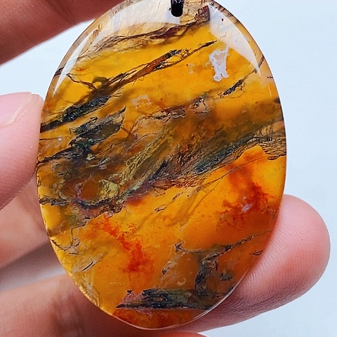 玛瑙/玉髓颈饰未镶嵌习*