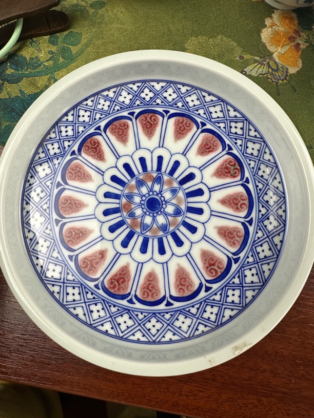 纯手工手绘青花釉里红宝相壶承