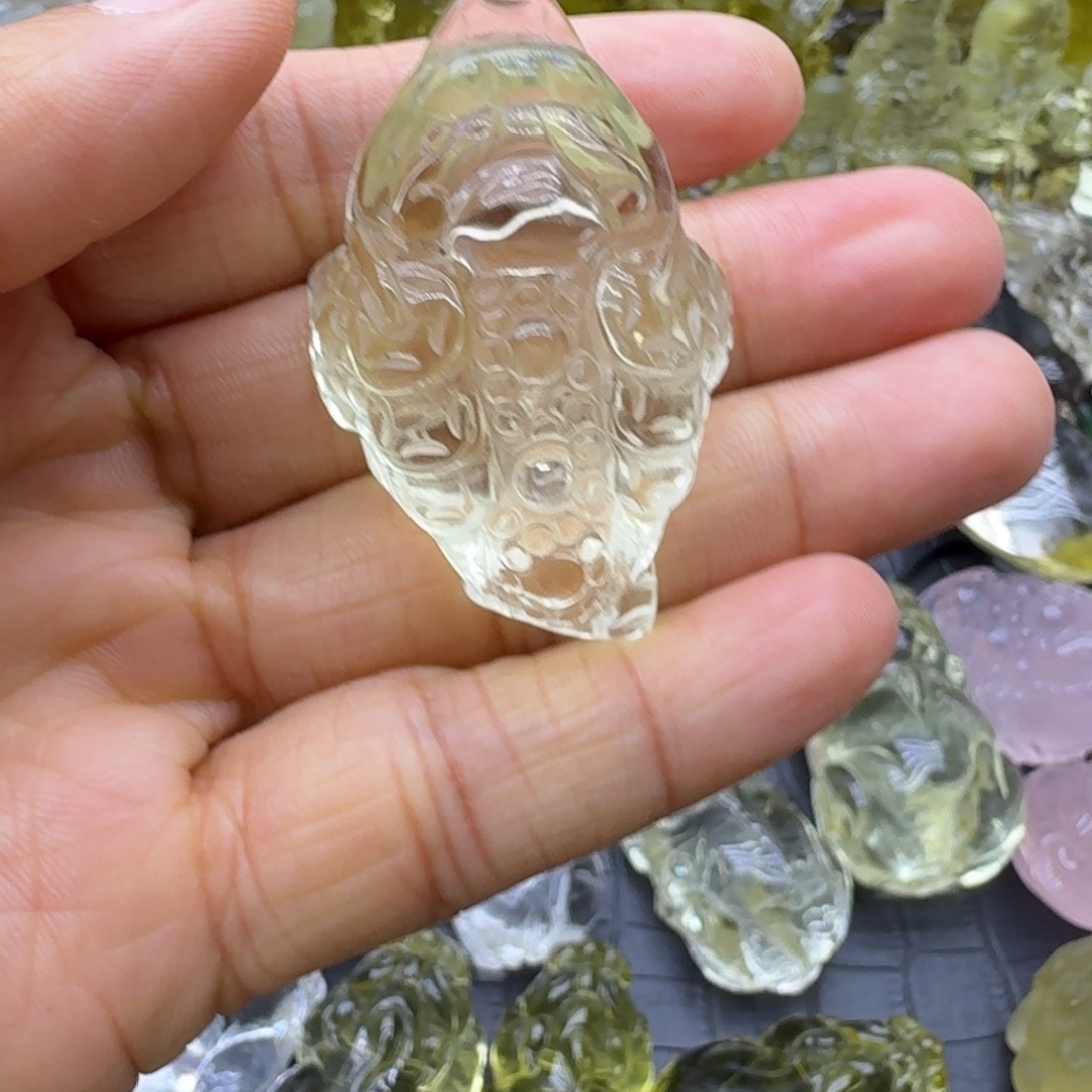 珠宝半成品未镶嵌水晶