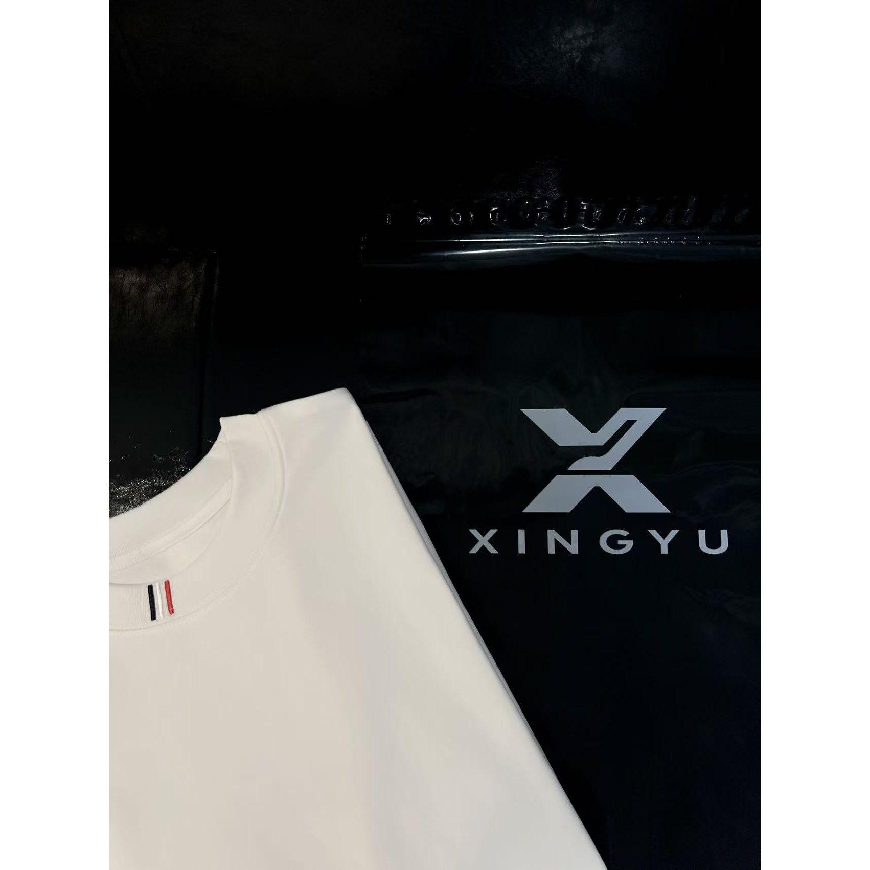 XINGYU 2025红白蓝经典织带T恤男女同款轻奢质感短袖
