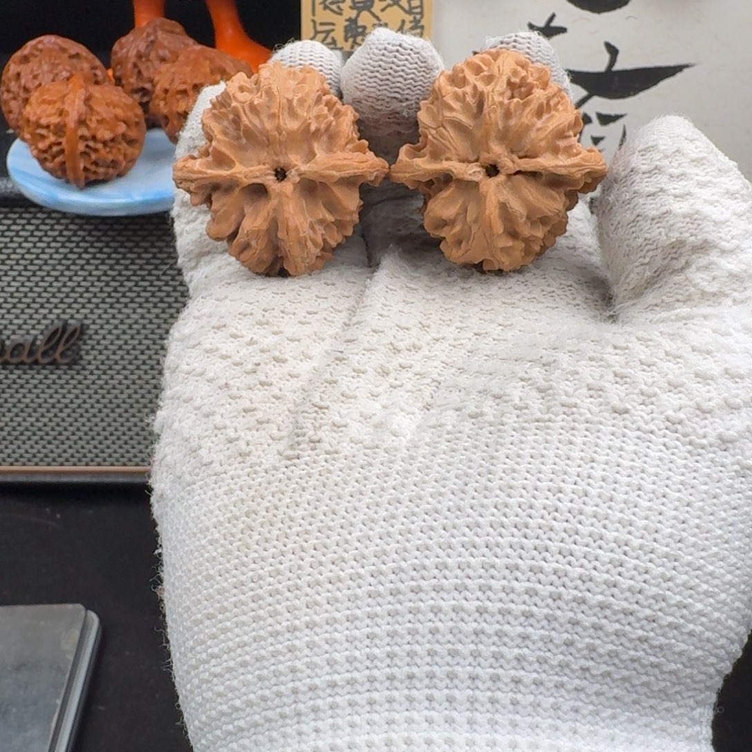 文玩核桃吊坠4037苹果