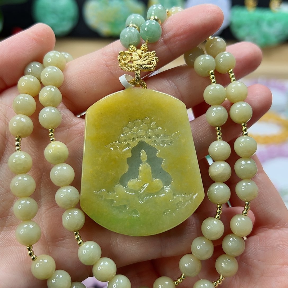 颈饰未镶嵌翡翠吊坠