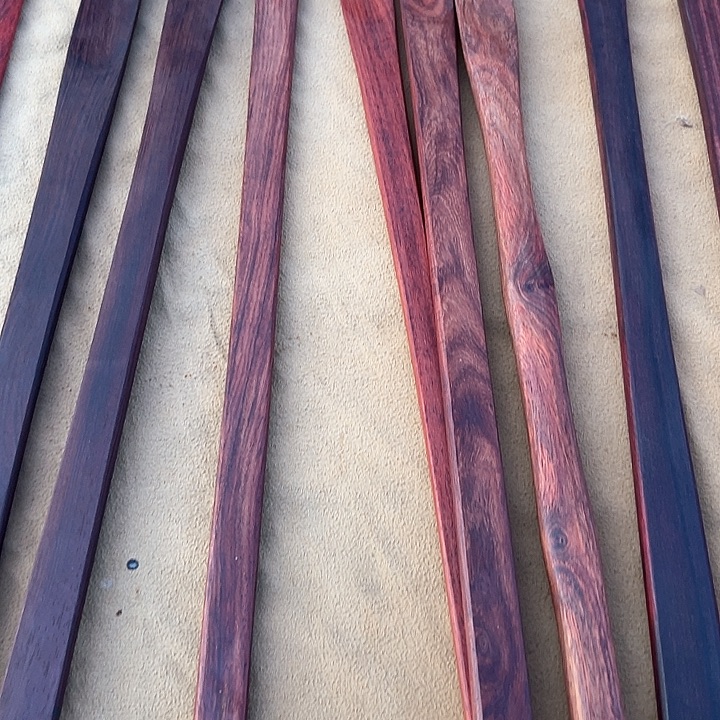 大叶紫檀（黑酸枝木类）中国红木城大集文玩小件