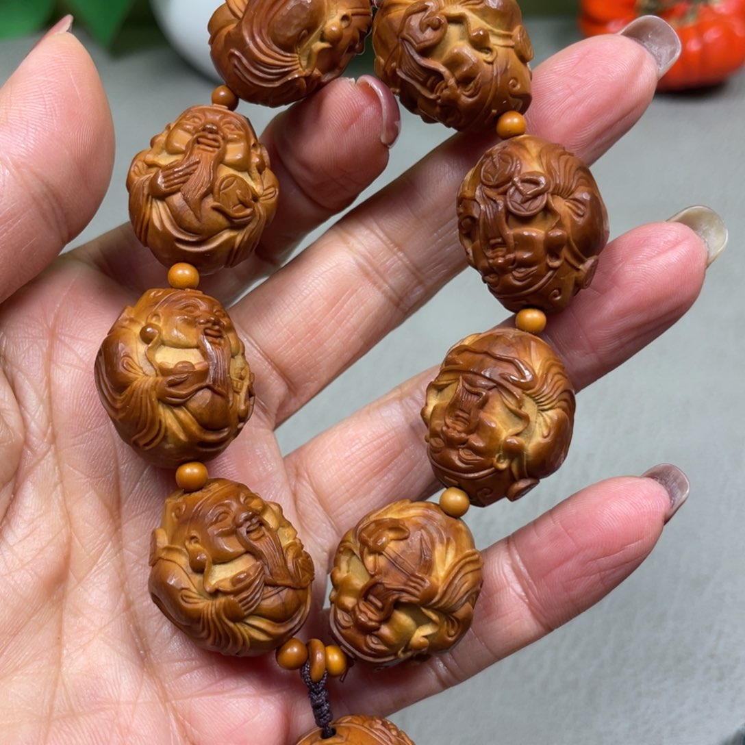 橄榄核手串橄榄核雕工艺