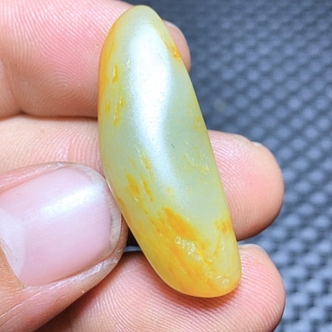 新疆和田原石石头陶