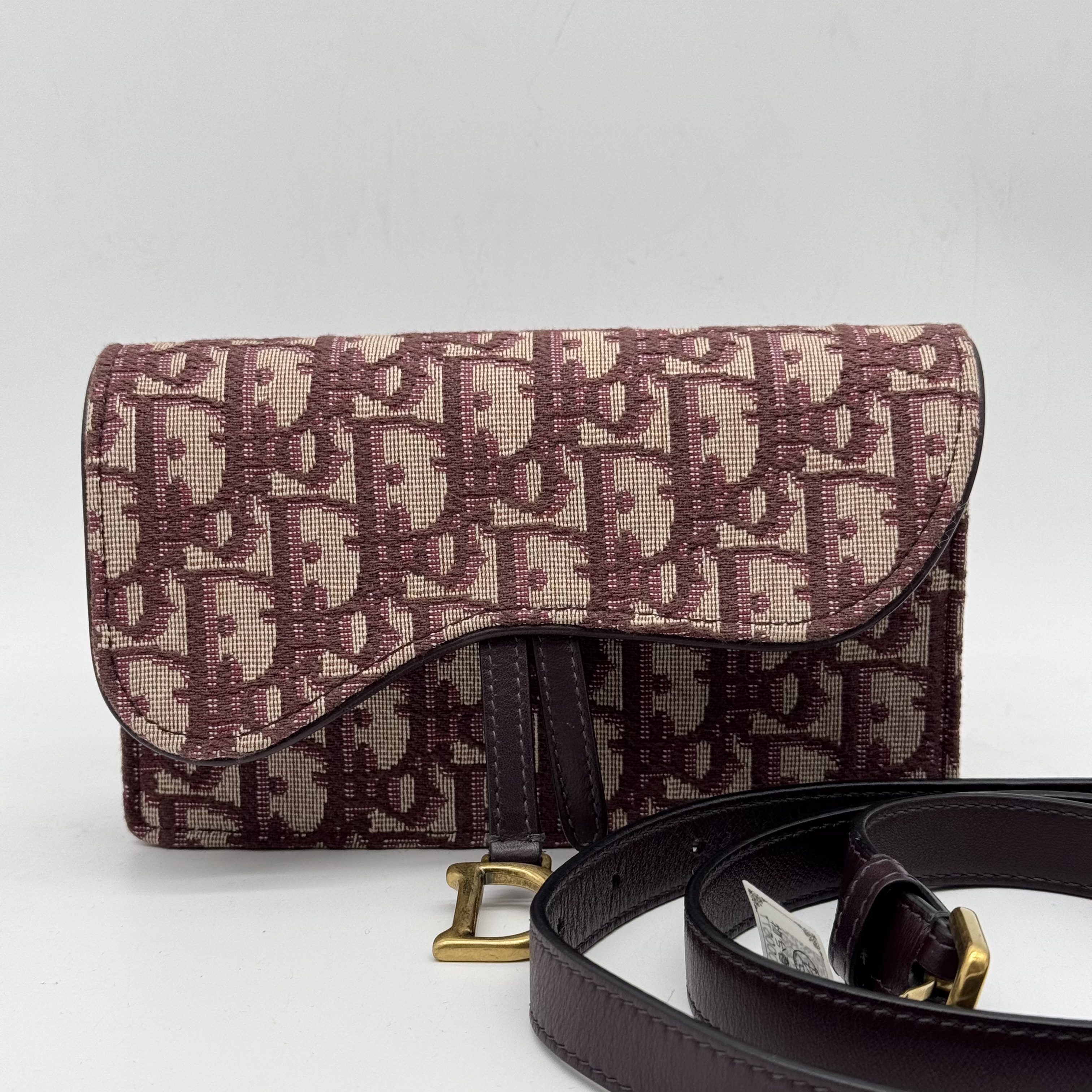 99新 DIOR/迪奥 经典 酒红色老花 马鞍延保 单肩 斜跨包