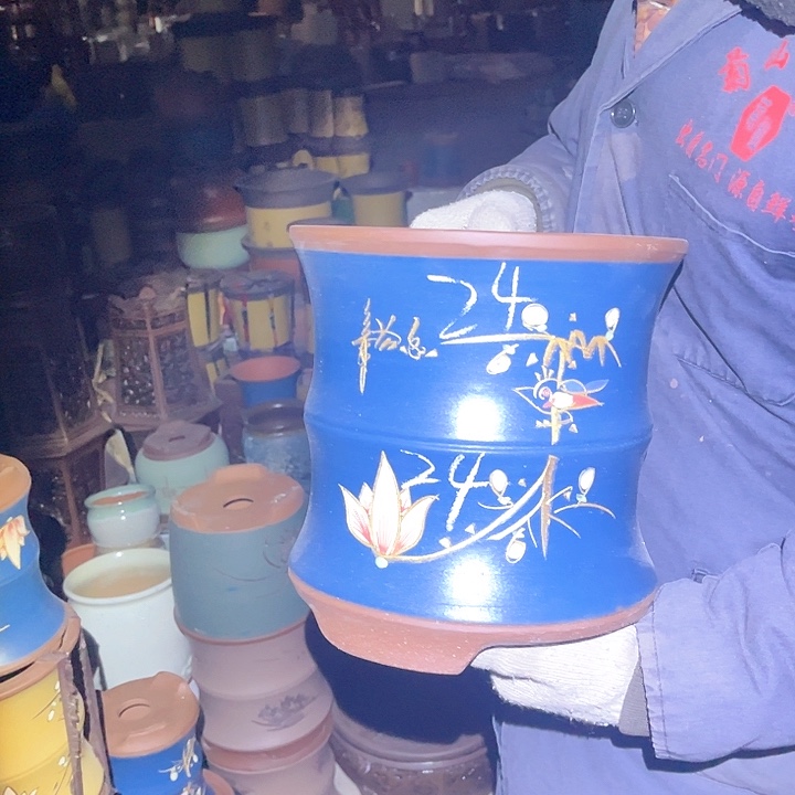 紫砂紫砂花盆和茶