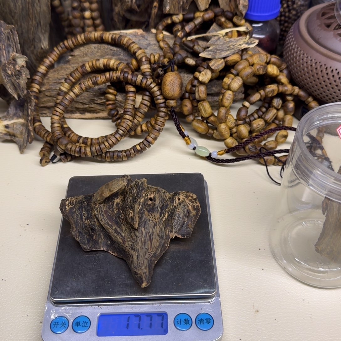 佛***间香榧木奇楠虎斑棋17.7克