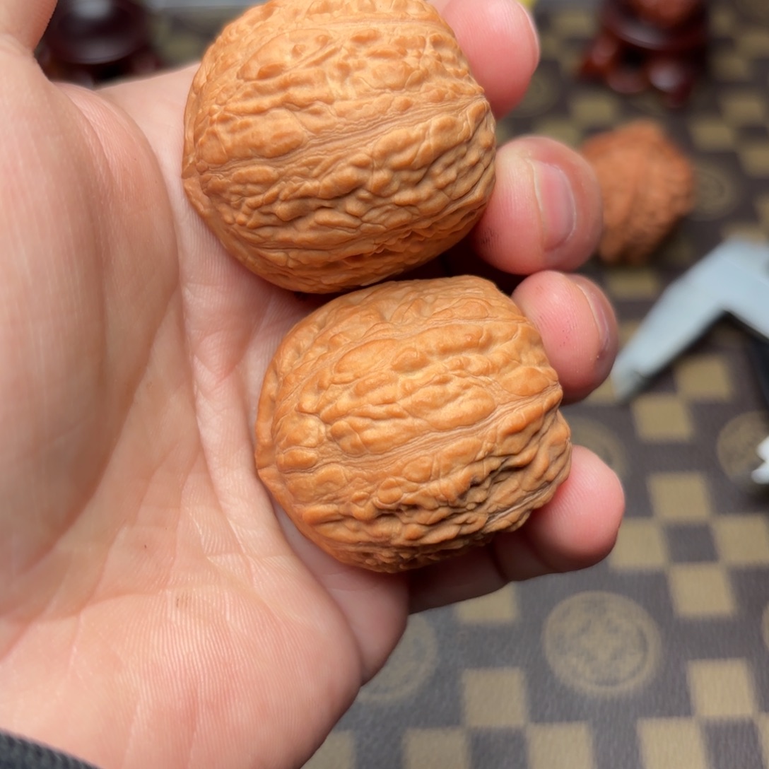 文玩核桃把件23000000