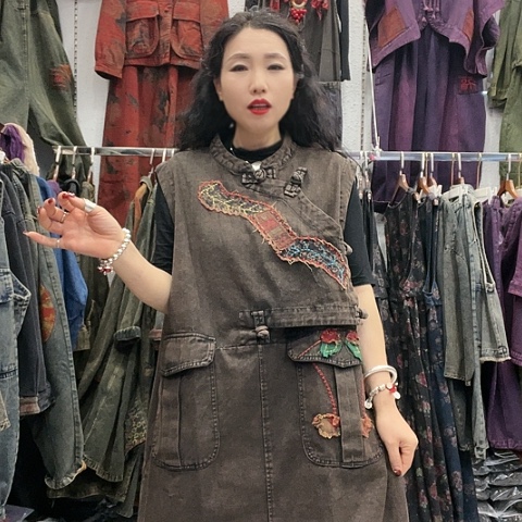 刺绣招财猫牛仔旗袍马甲裙