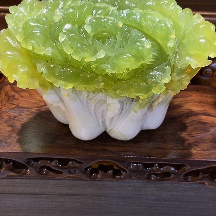 卡***皮岫玉合金珠宝奇石