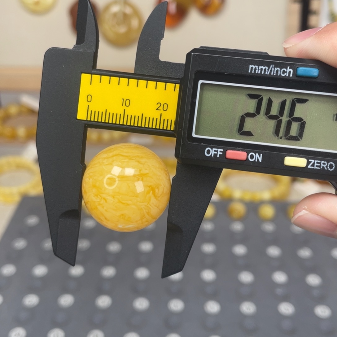 琥珀未镶嵌裸石96号