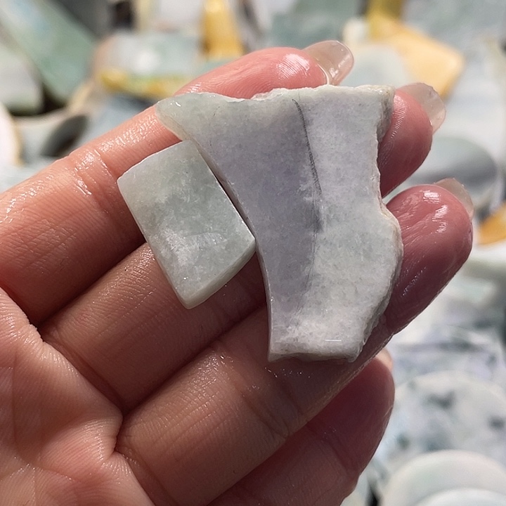 颈饰未镶嵌翡翠1