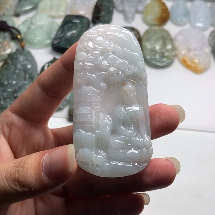 翡翠未镶嵌颈饰大日如来26