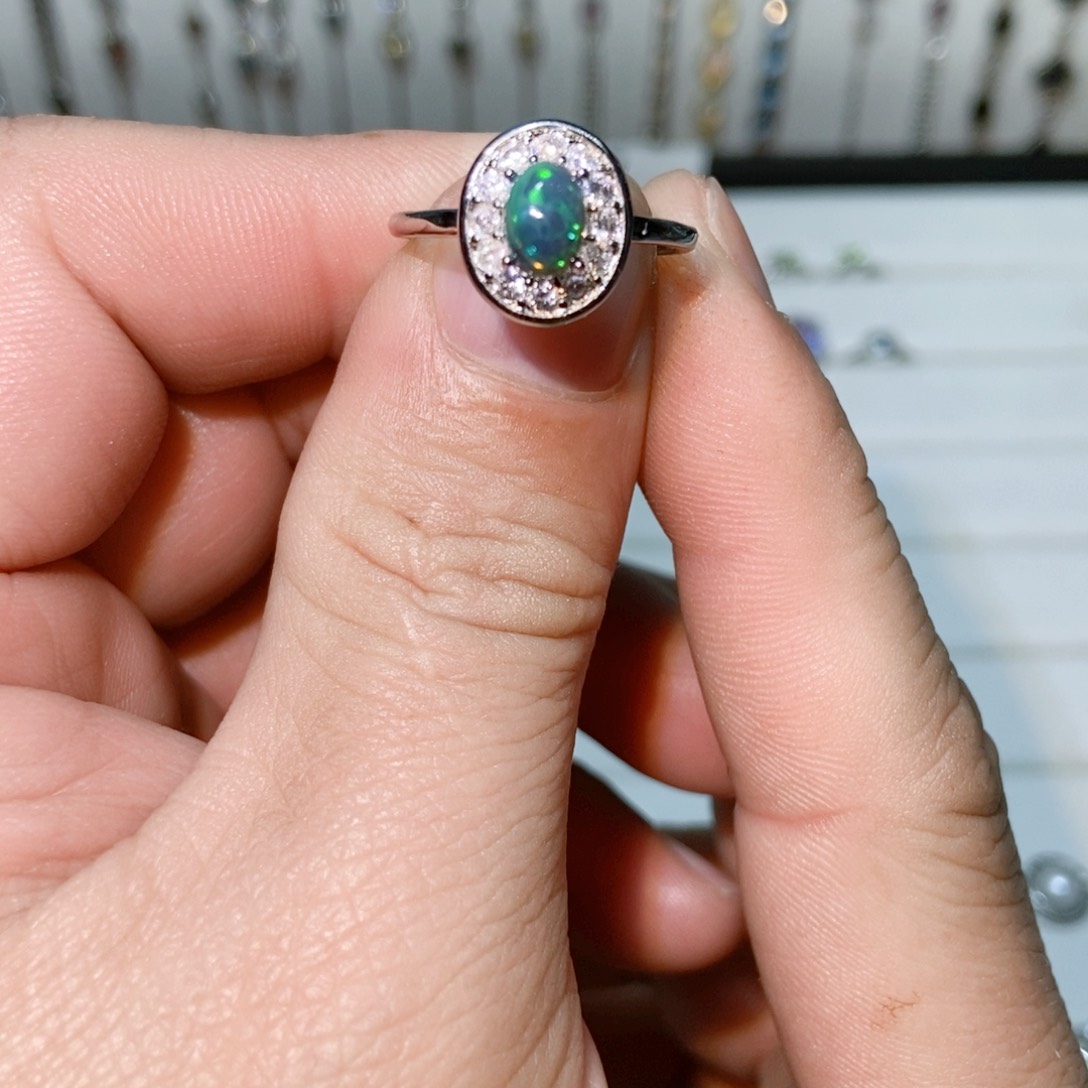 绿水晶戒指银S925镶嵌