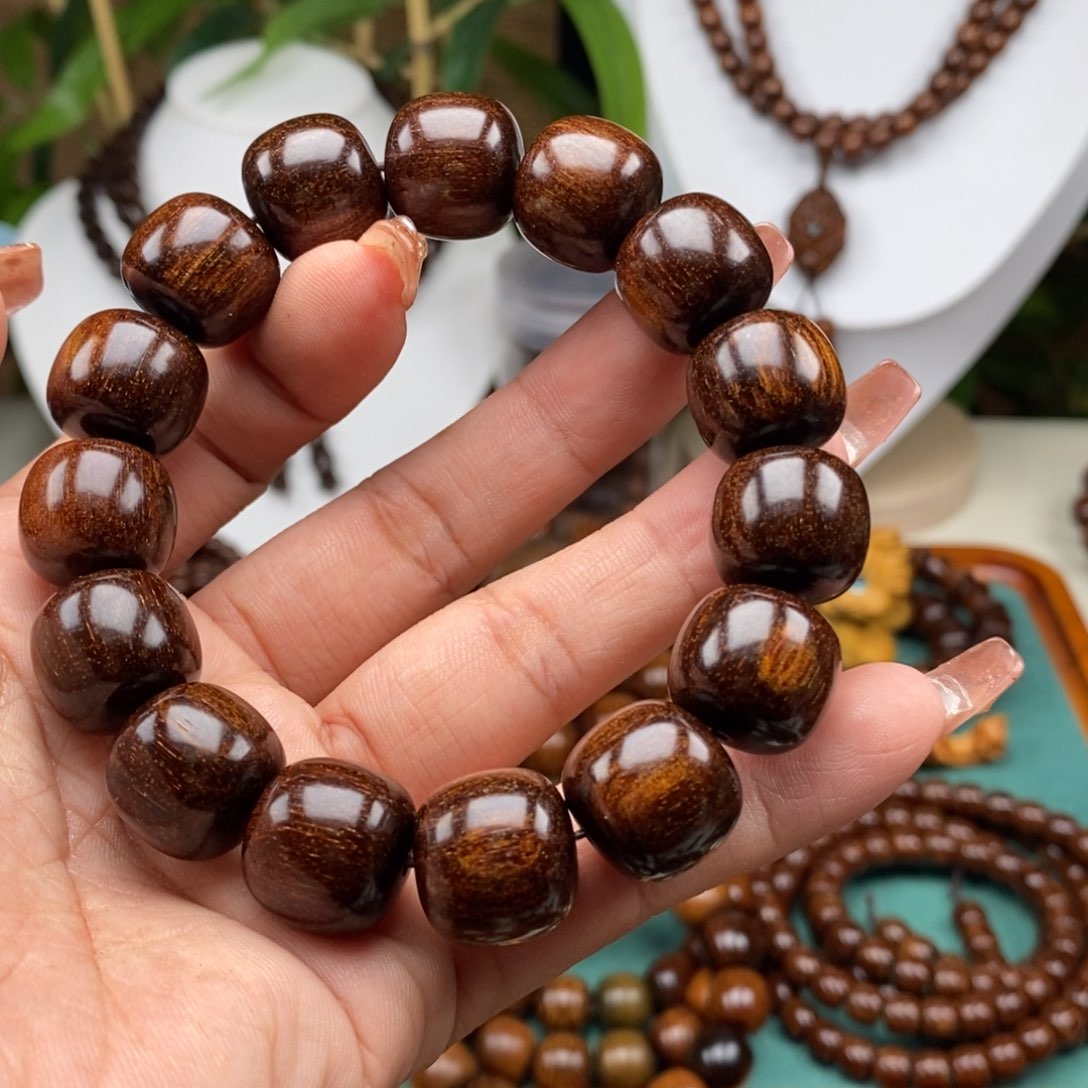 贡木手串/手链贡木1516黑油玉化星空