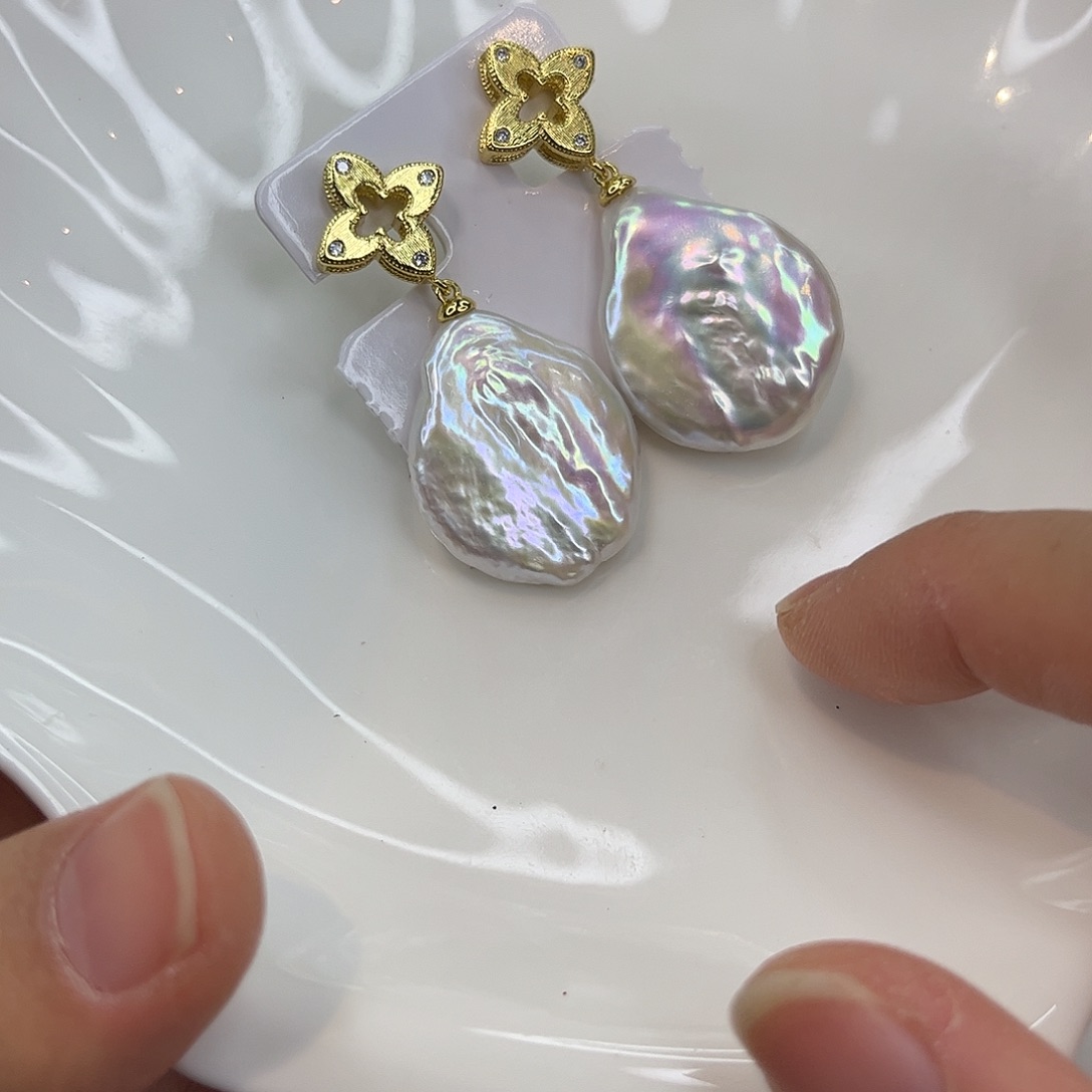 淡水珍珠耳饰合金