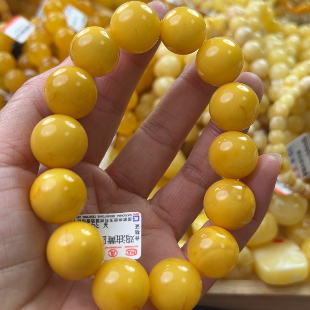 琥珀珠宝奇石未镶嵌