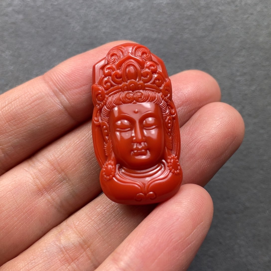南红玛瑙雕刻件观音未镶嵌