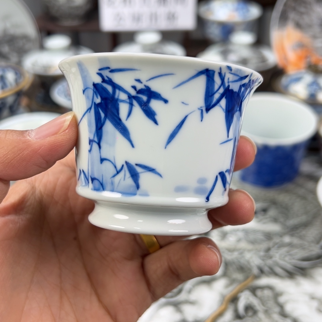 干***菇景德镇手工手绘陶瓷