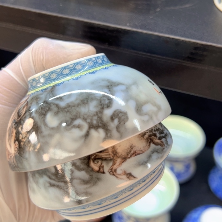瓷片白青花粉彩梦马茶漏全品